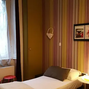 Hostel Lumiere, Milan