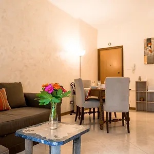 https://lorenteggio-balcony-flat.it-lombardy.com