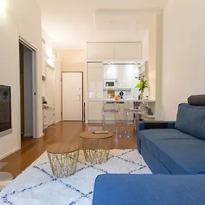 https://milano-centro-luxury-flat.it-lombardy.com